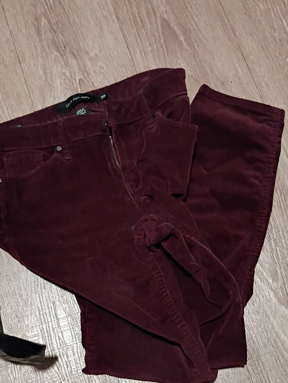 Calvin Klein Women's Deep Burgundy Corduroy Straight-Leg Jeans